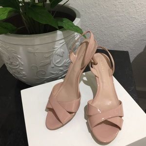 Size 8 Nude Calvin Klein sandals